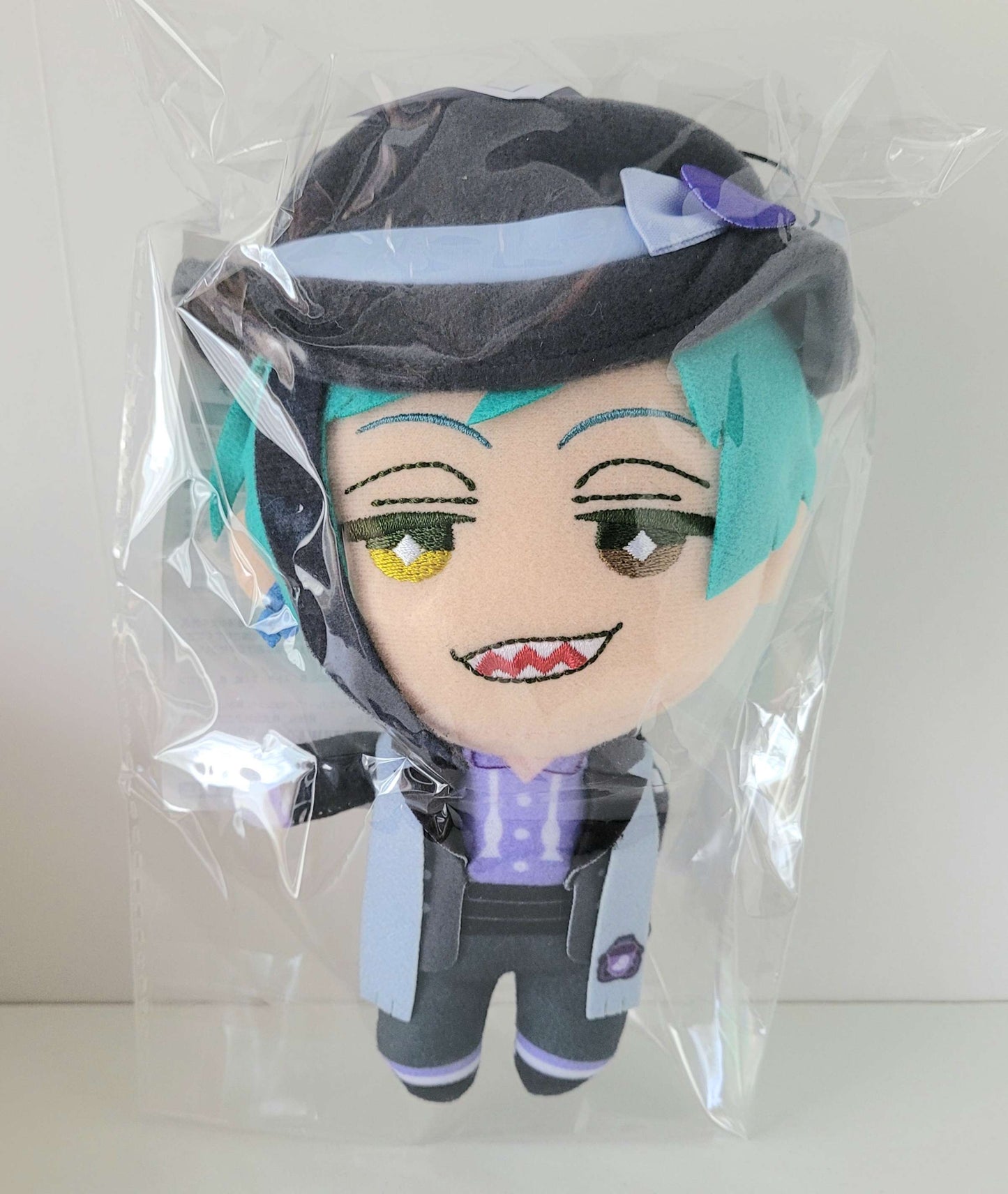 Peluche Floyd Leech exclusivo de Twisted Wonderland Aniplex