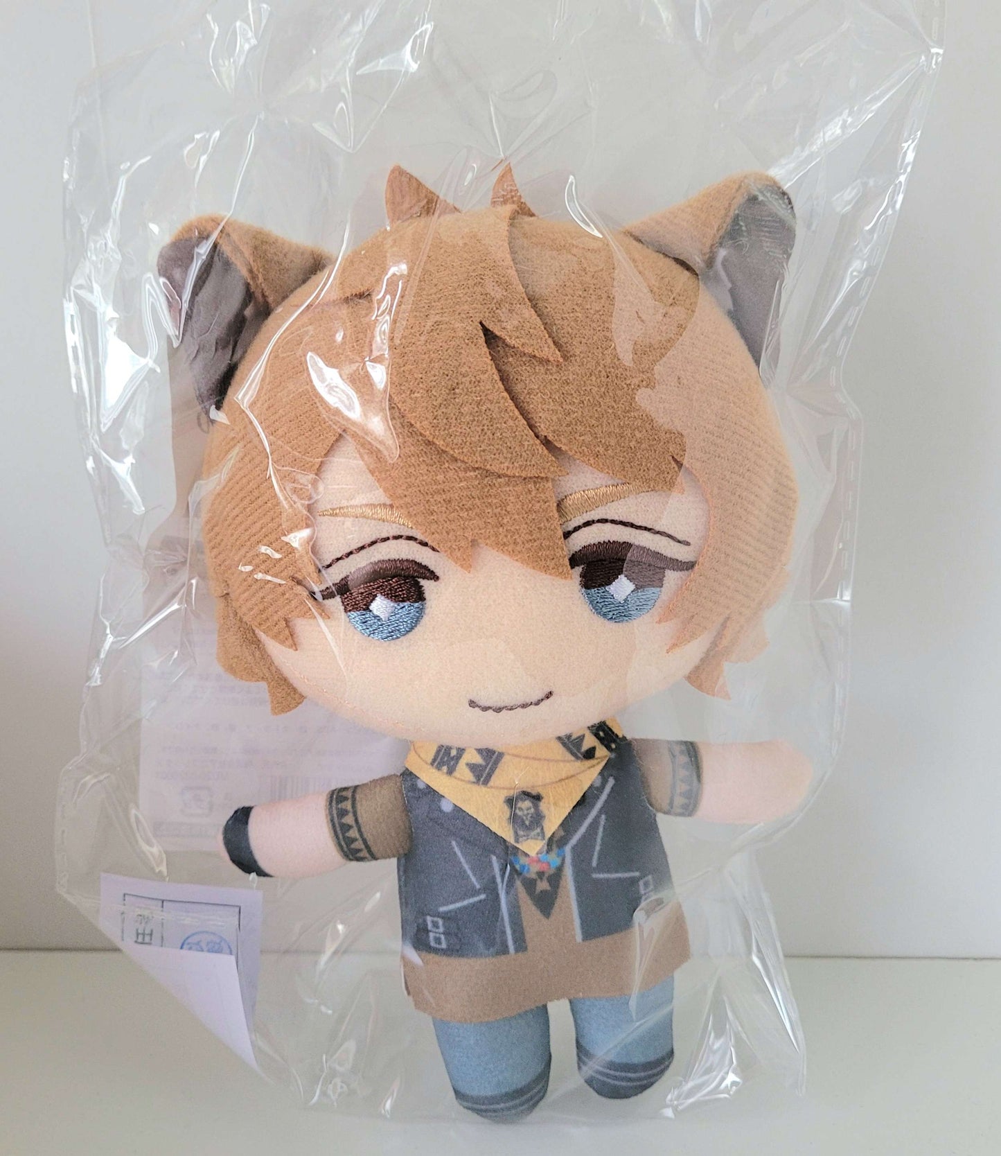 Peluche Ruggie Bucchi exclusivo de Aniplex de Twisted Wonderland