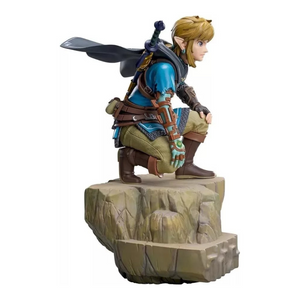 The Legend of Zelda: Tears of the Kingdom FIGURIZMα Link Figure